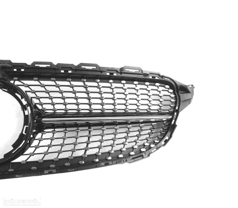 GRELHA DIANTEIRA MERCEDES W205 C205 19- LOOK DIAMOND PRETO - 2