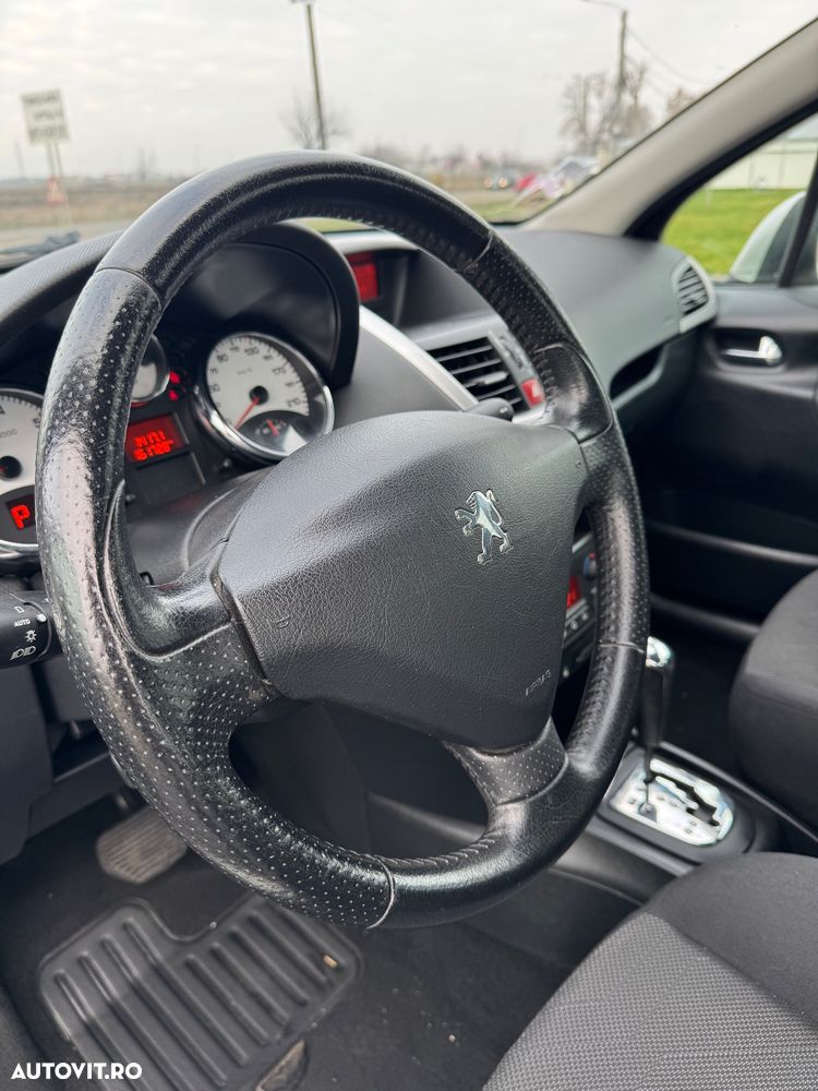 Peugeot 207 120 Automatik Sport - 7