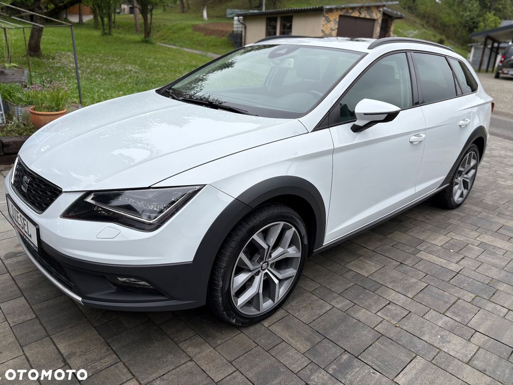 Seat Leon 2.0 TDI DPF Start&Stop DSG XCELLENCE - 1