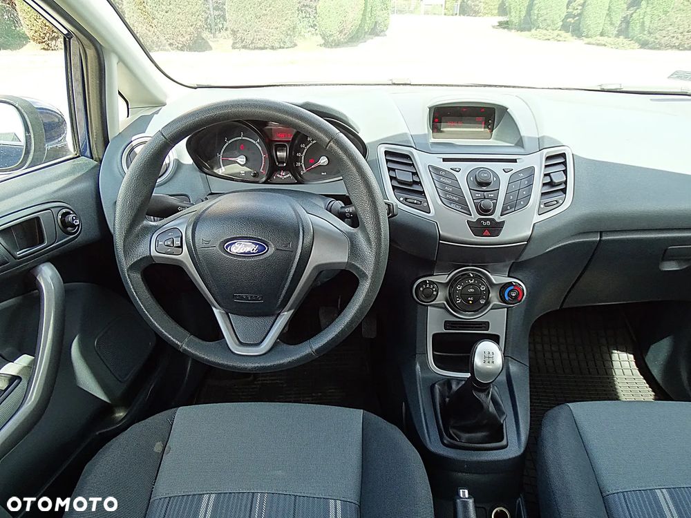 Ford Fiesta 1.4 TDCi Ghia - 31