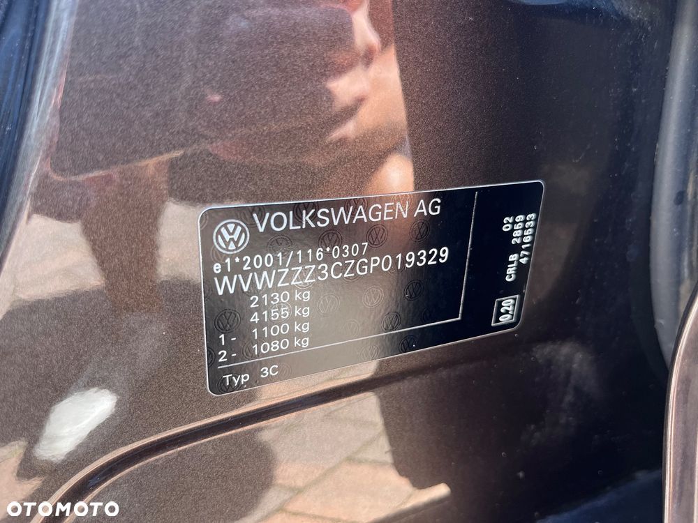 Volkswagen Passat 2.0 TDI (BlueMotion Technology) DSG Highline - 39