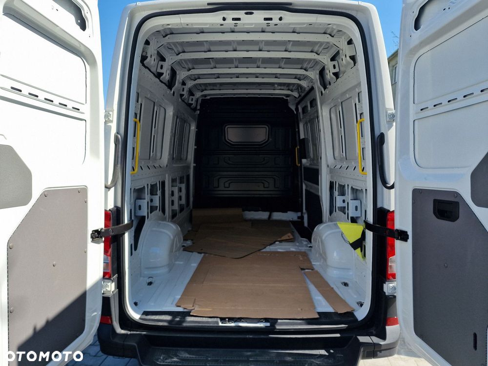 Volkswagen Crafter - 8