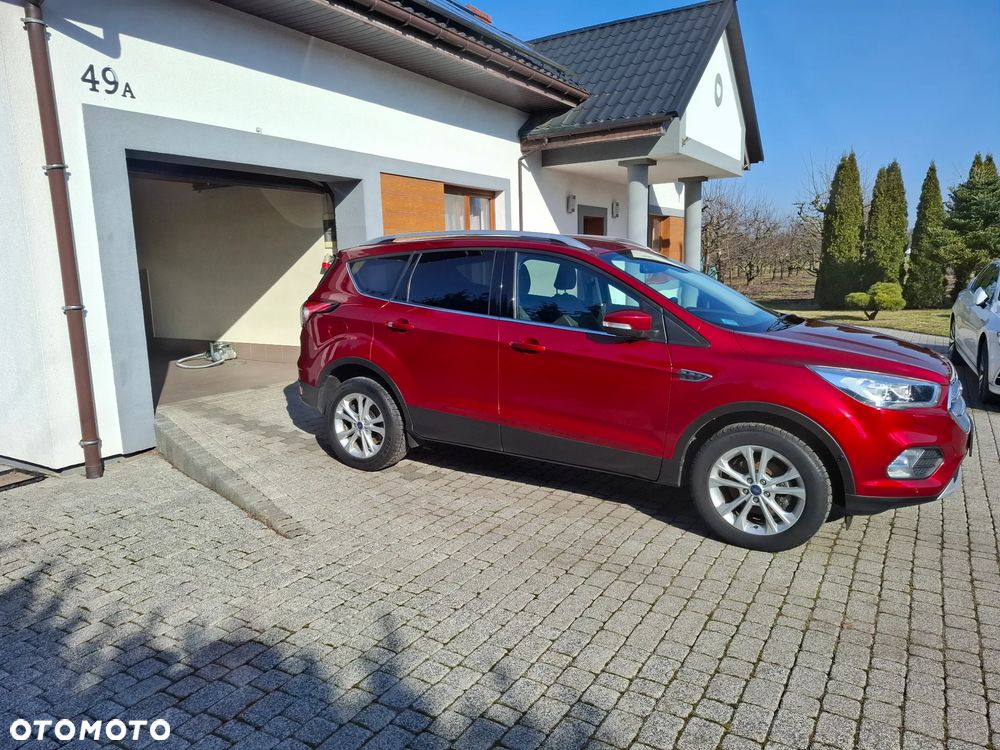 Ford Kuga - 10