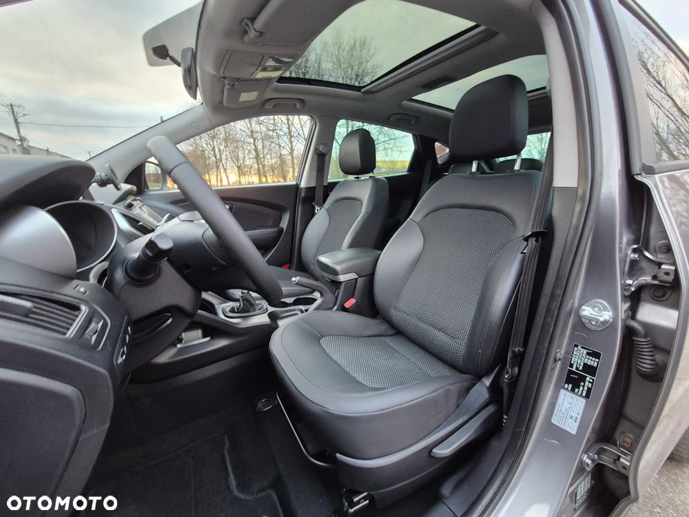 Hyundai ix35 blue 1.6 2WD Finale Silver - 26