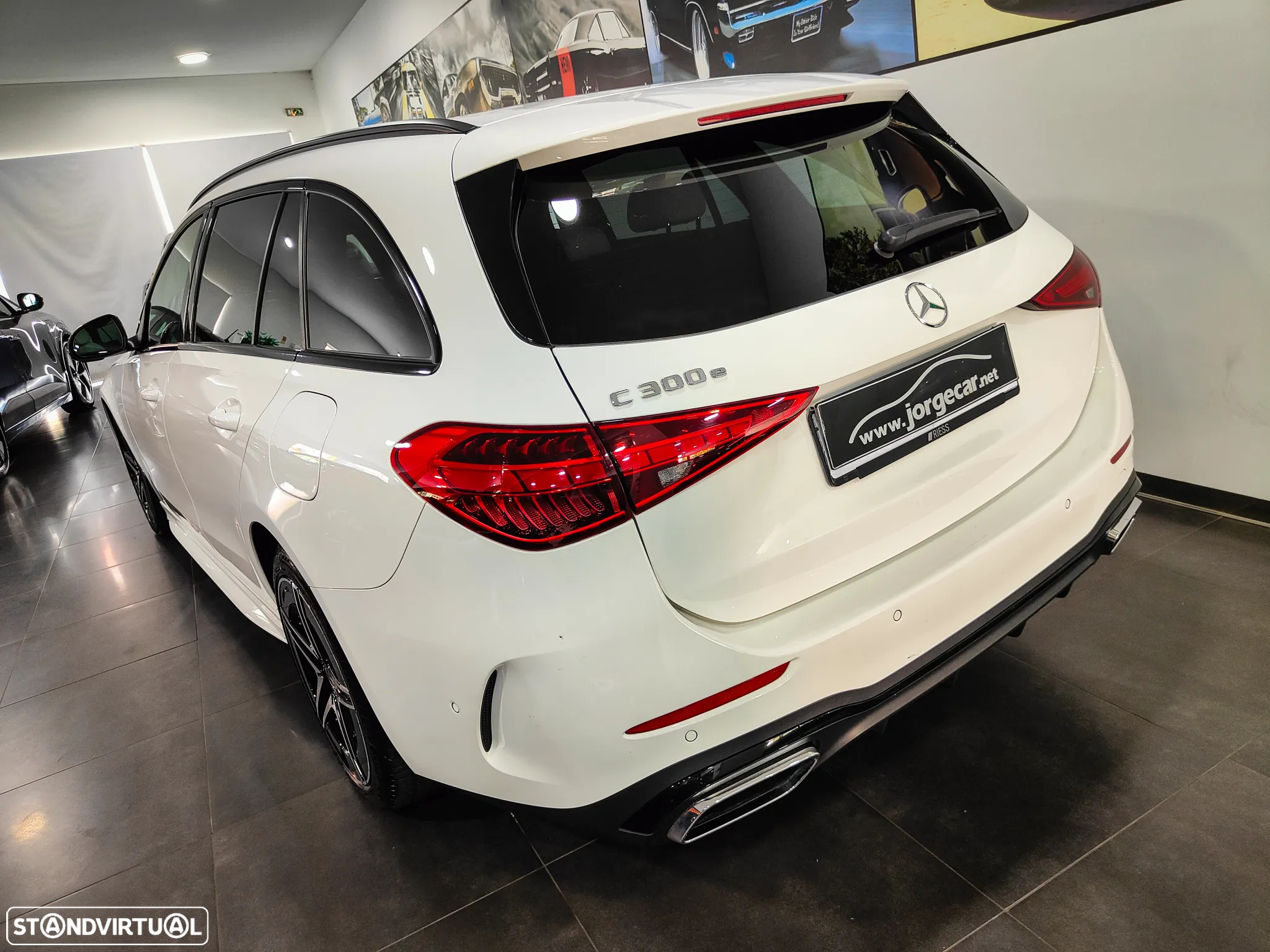 Mercedes-Benz C 300 e AMG Line - 23