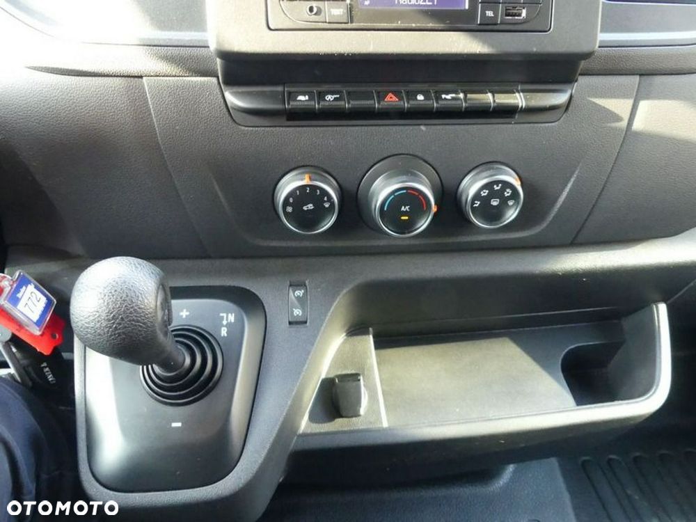 Renault Master - 9