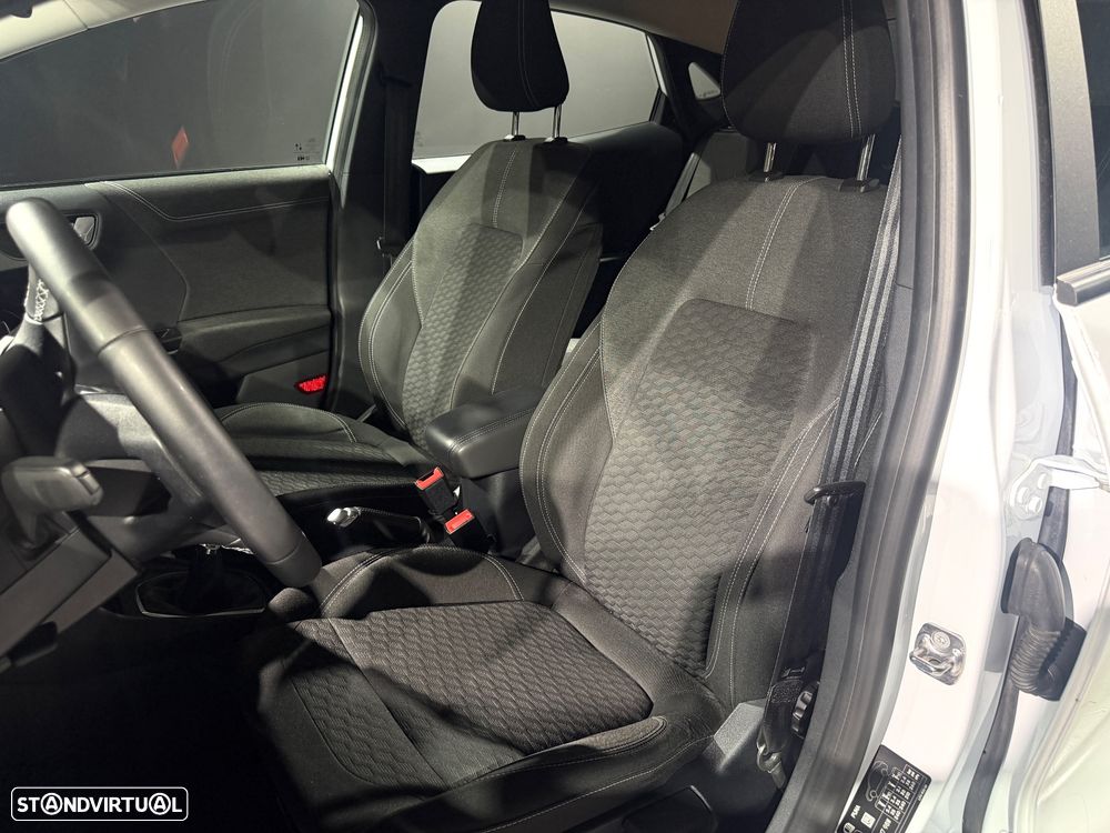 Ford Puma 1.0 EcoBoost Hybrid TITANIUM - 21