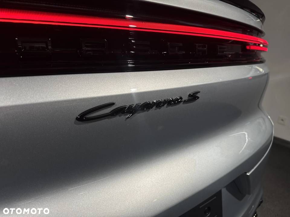 Porsche Cayenne S E-Hybrid PHEV Black Edition - 9