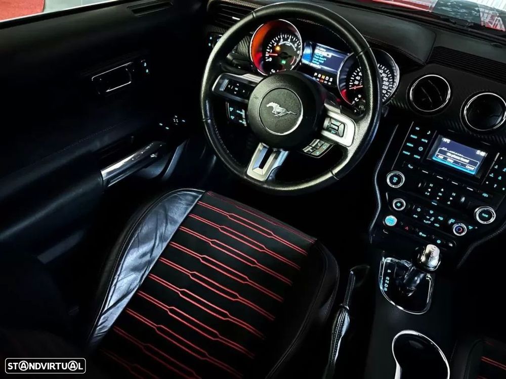 Ford Mustang - 43