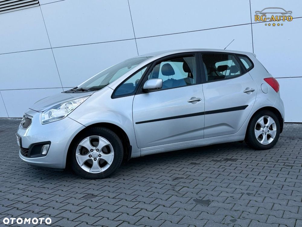 Kia Venga - 16