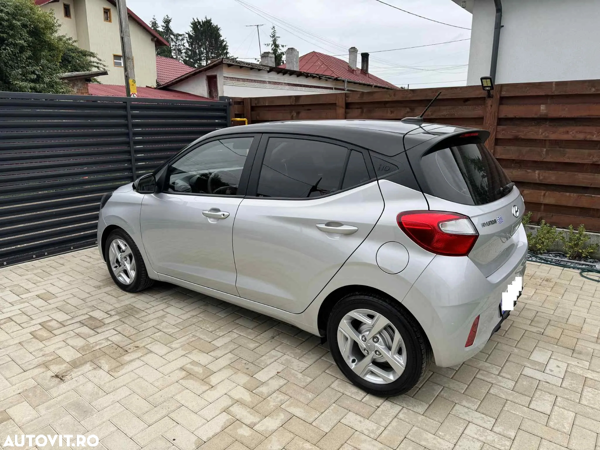 Hyundai i10 1.2 l 84 CP AMT Highway+ - 8