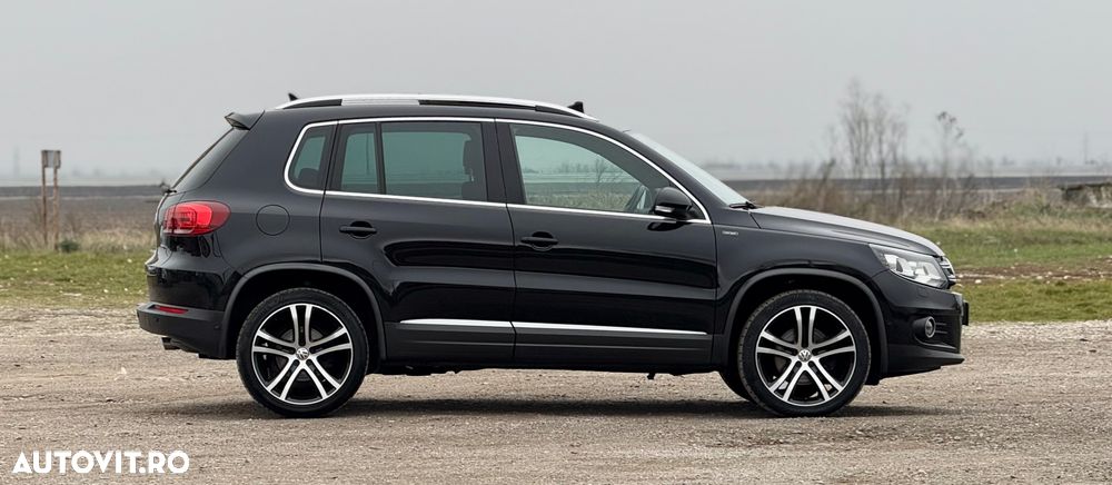 Volkswagen Tiguan 2.0 TDI SCR 4MOTION BlueMotion Technology DSG Lounge Sport & Style - 25