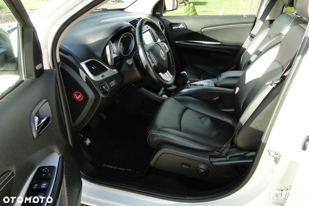 Fiat Freemont 2.0 Multijet Black Code AWD - 6