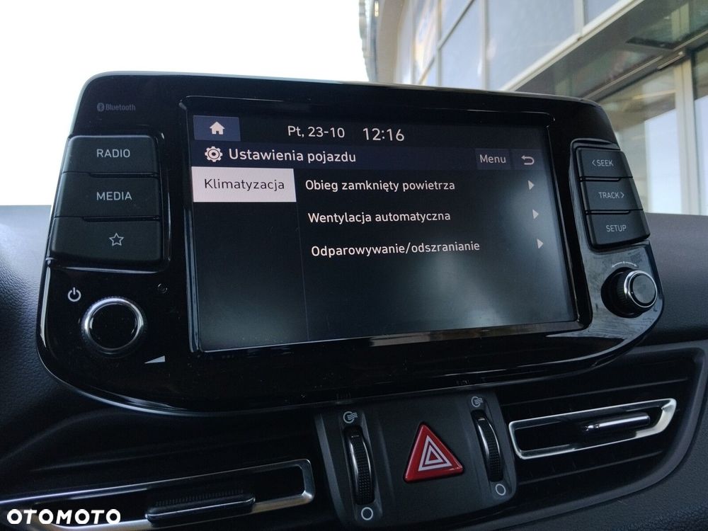 Hyundai i30 1.5 T-GDI 48V Smart - 33