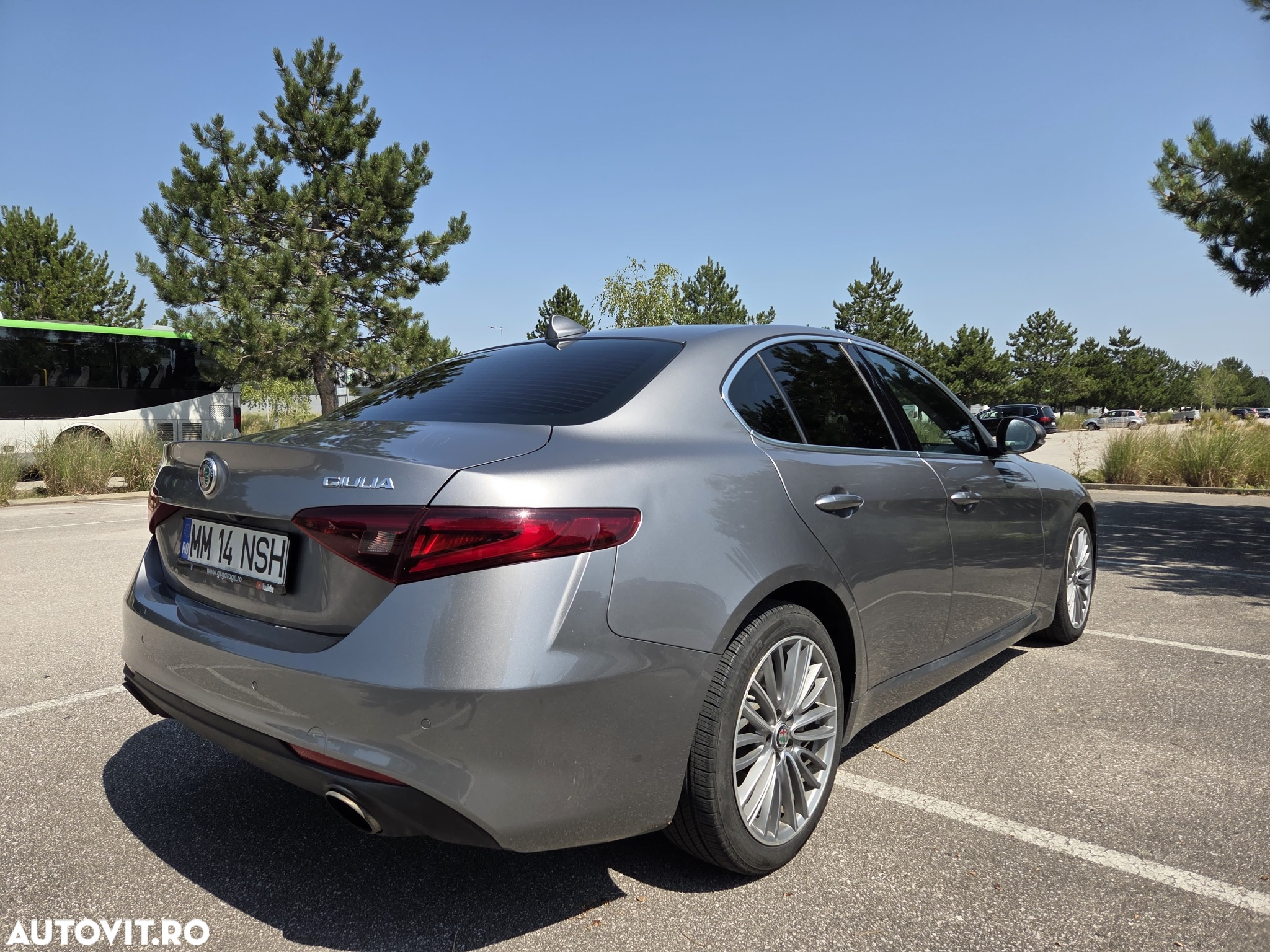 Alfa Romeo Giulia 2.0 Turbo AWD AT8 Veloce - 4