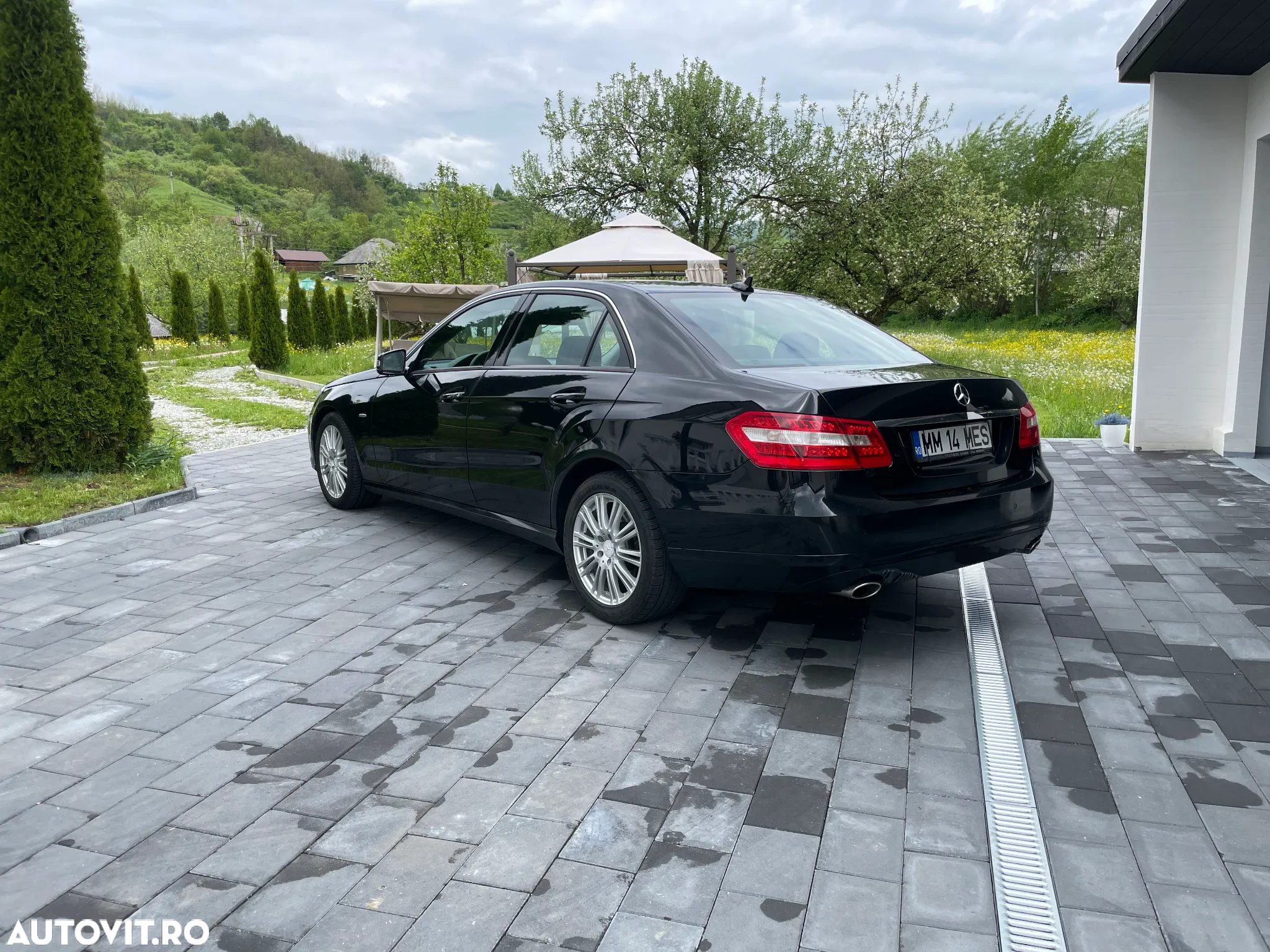 Mercedes-Benz E 350 CDI BlueEfficiency 4Matic - 3
