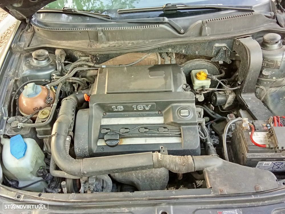 SEAT Leon 1.6 16V Signo - 7