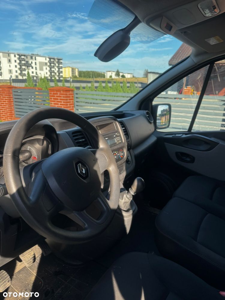 Renault Trafic - 12