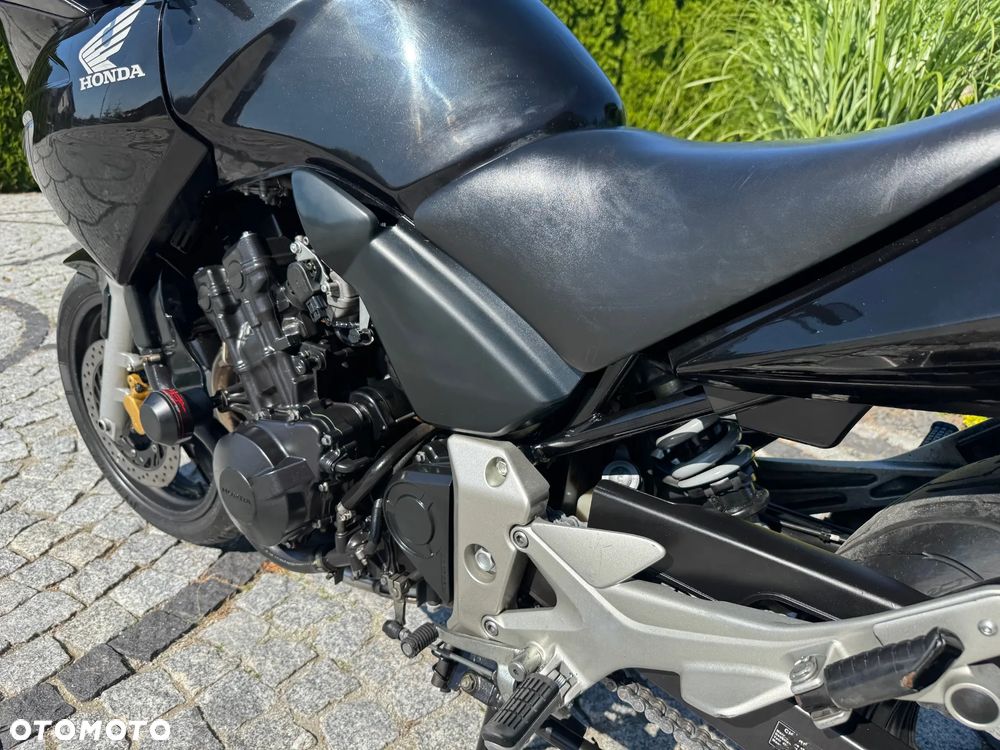 Honda CBF - 24