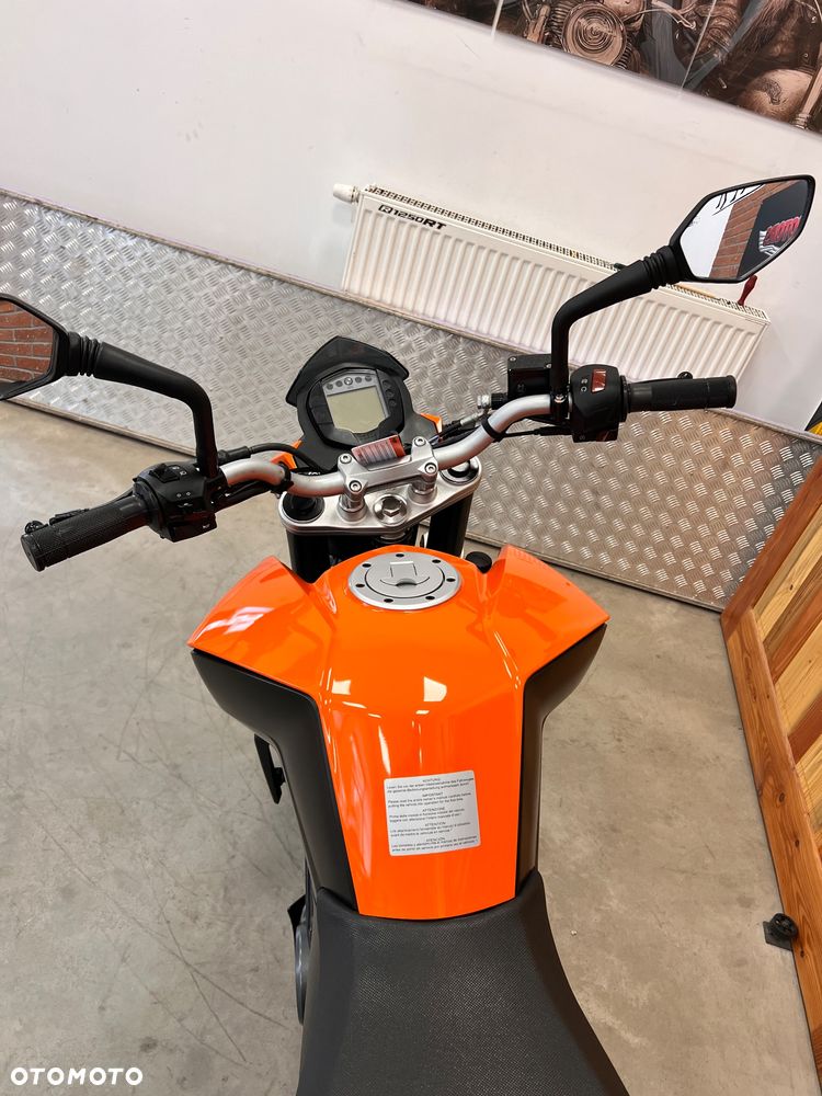 KTM Duke 125 - 4