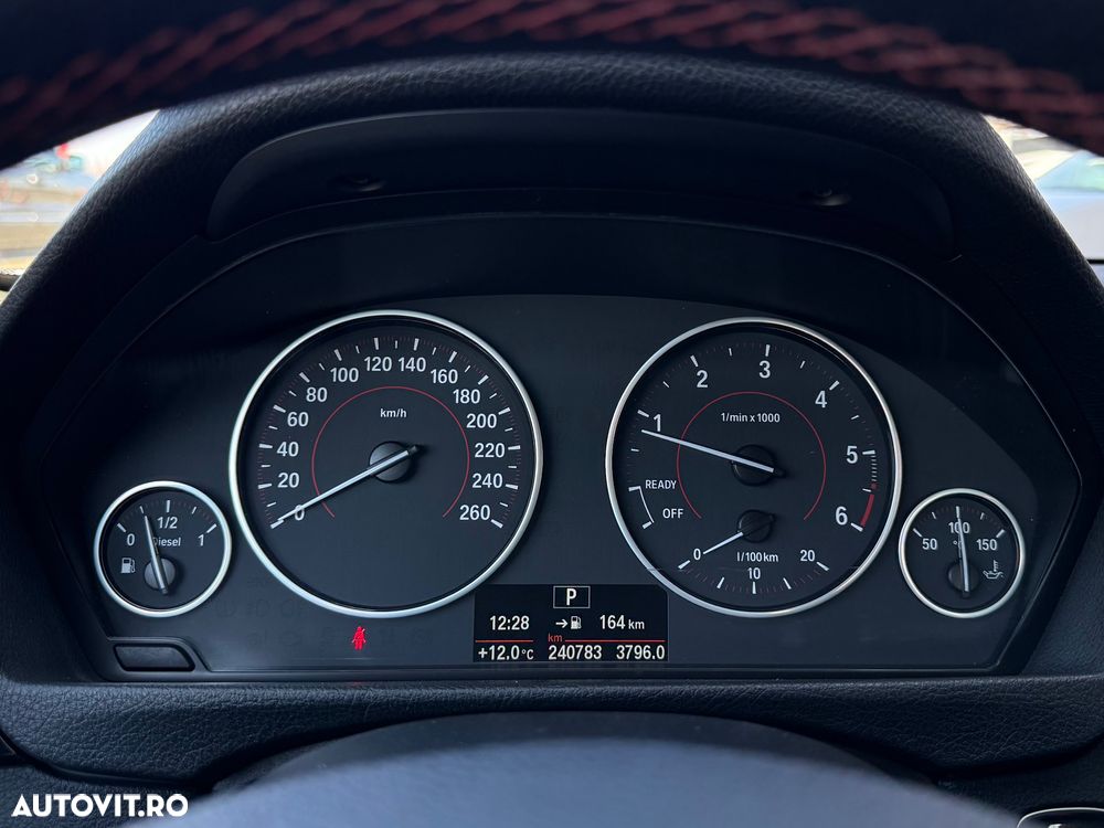 BMW Seria 3 320d xDrive - 19