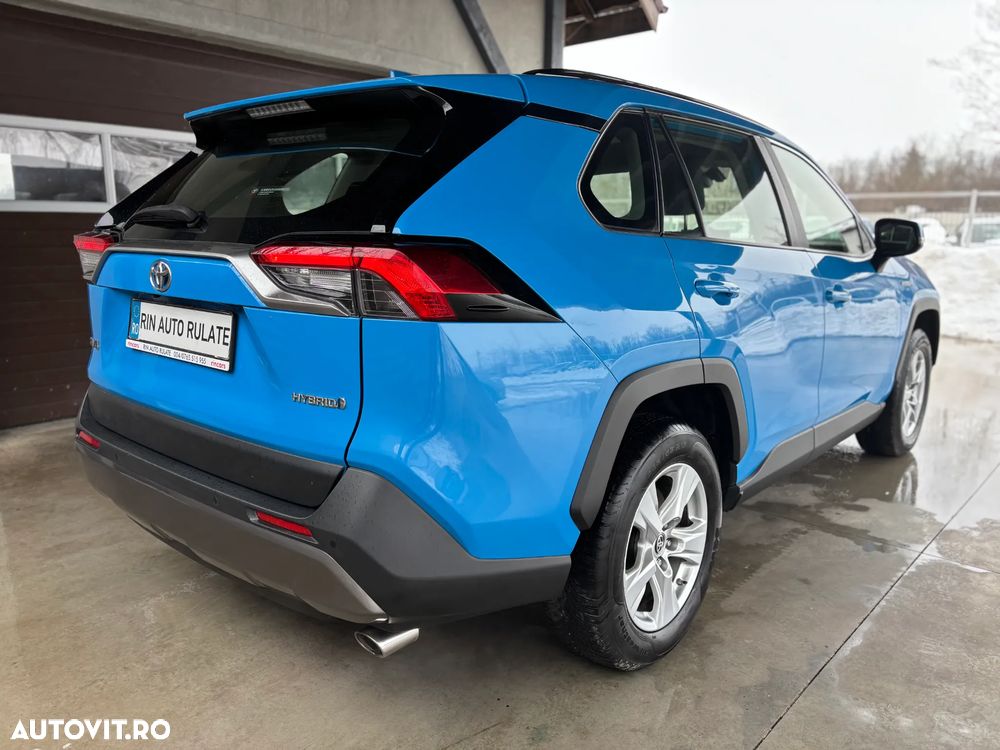 Toyota RAV4 - 9