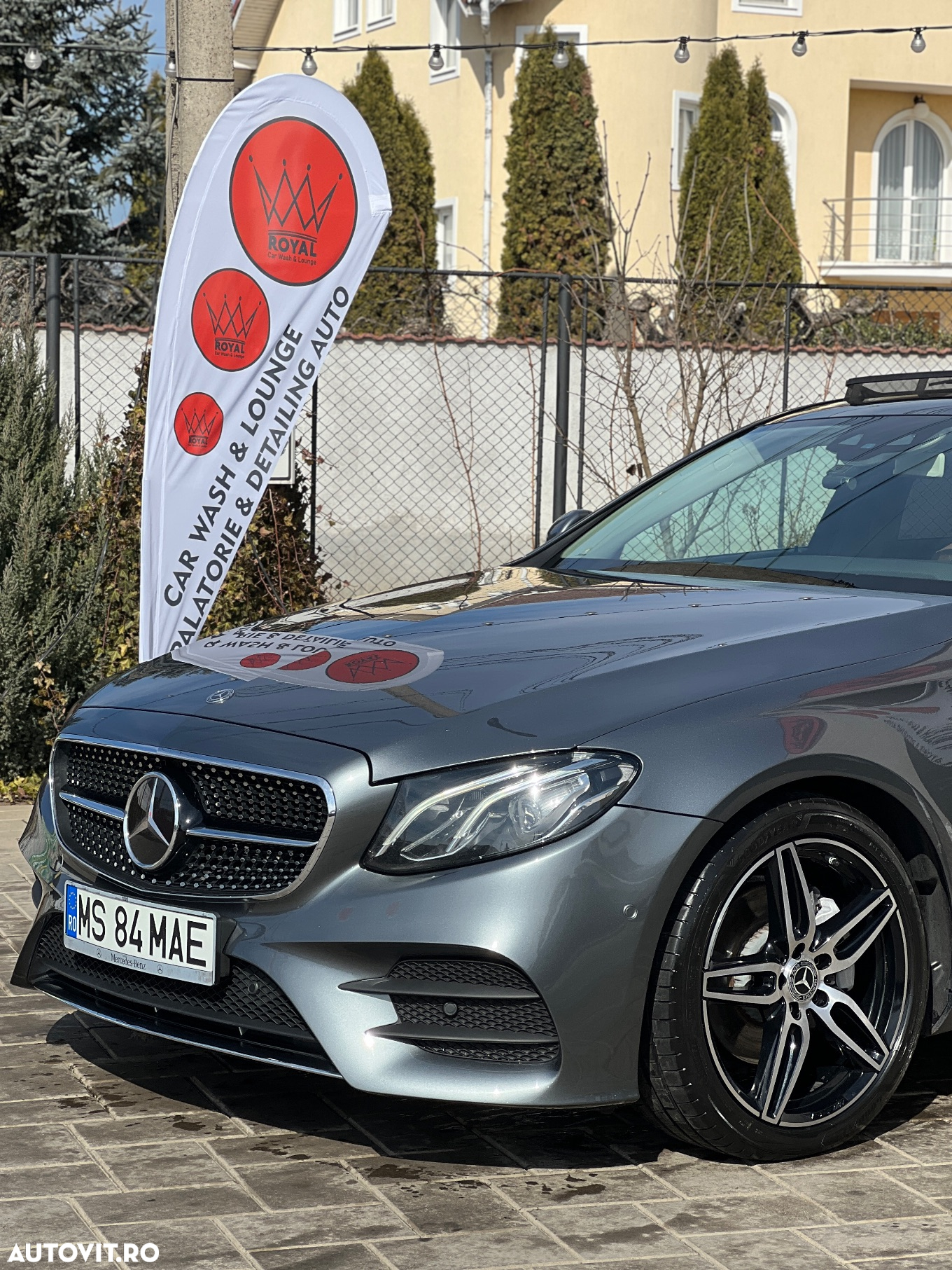 Mercedes-Benz E 220 d 4Matic 9G-TRONIC AMG Line - 6
