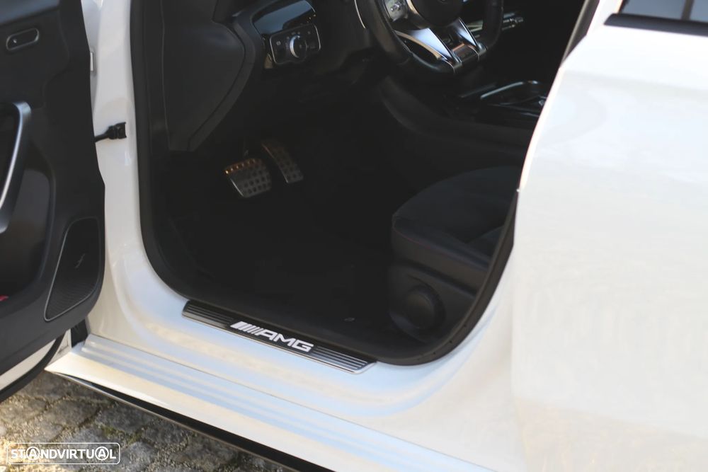 Mercedes-Benz A 35 AMG 4Matic Speedshift DCT 7G - 8