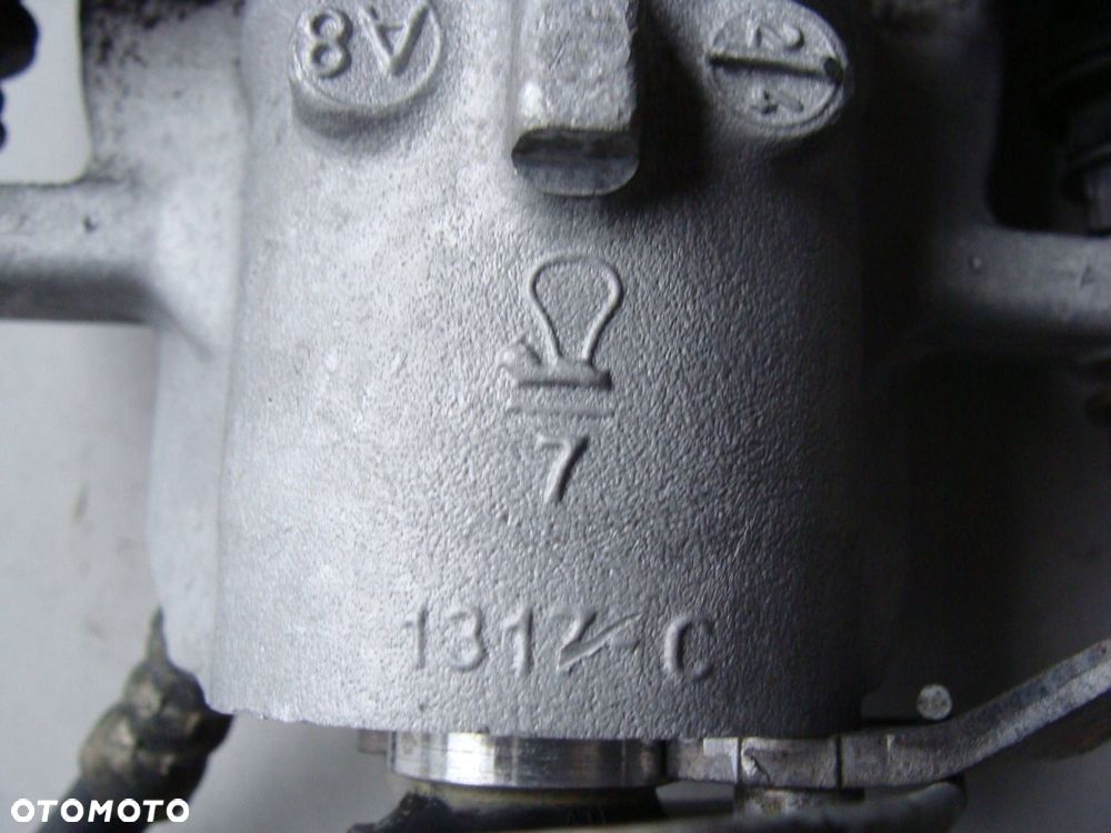 zacisk hamulcowy prawy tył fiat croma saab 9-3 - 4