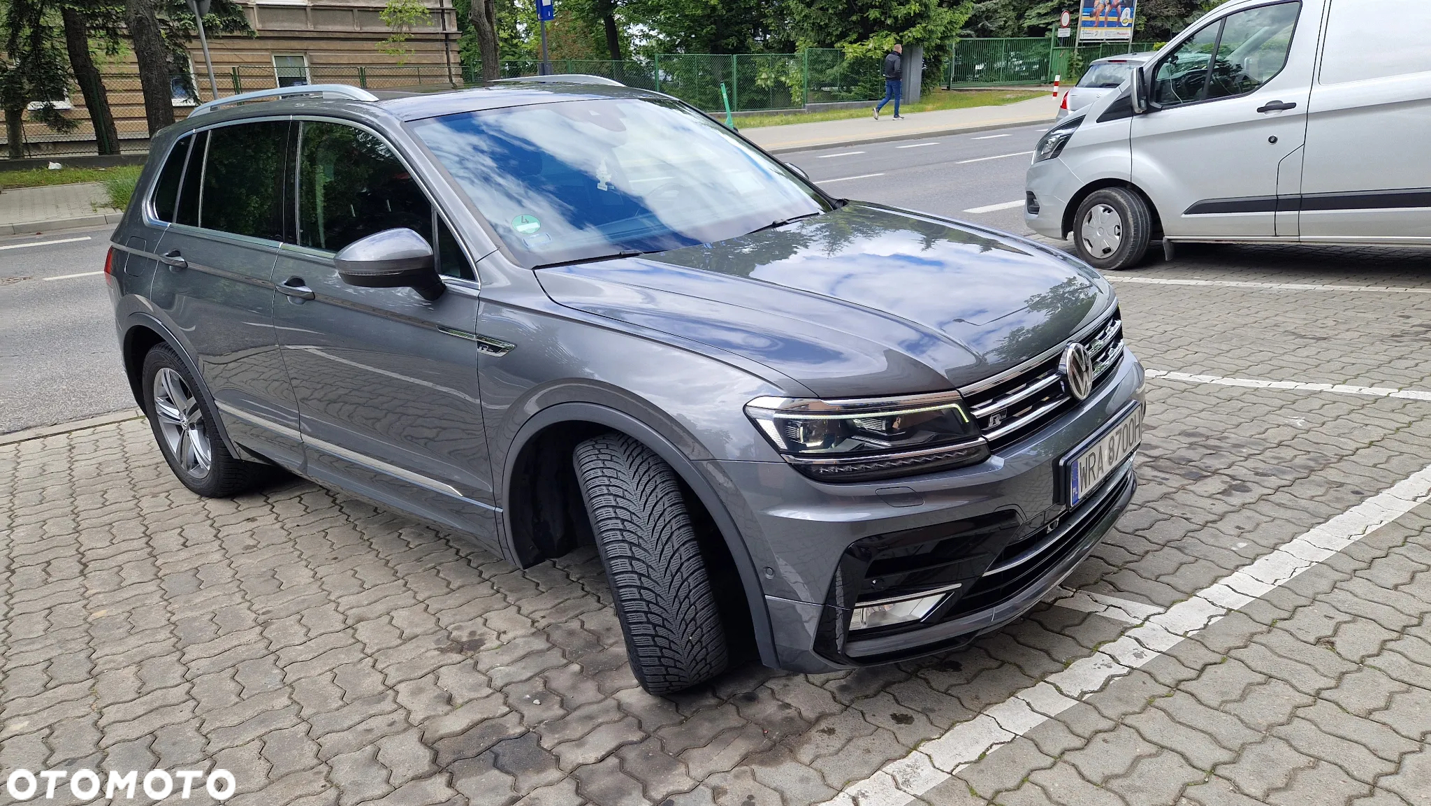 Volkswagen Tiguan 2.0 TDI SCR 4MOTION DSG Highline - 32