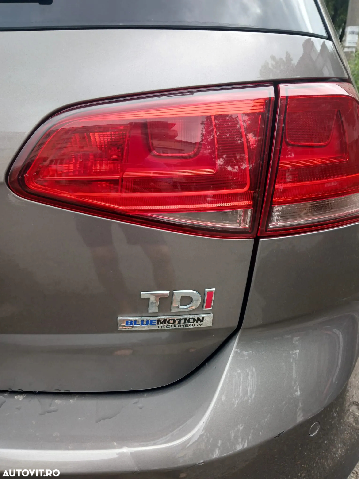 Volkswagen Golf 1.6 TDI DPF BlueMotion Technology Comfortline - 5