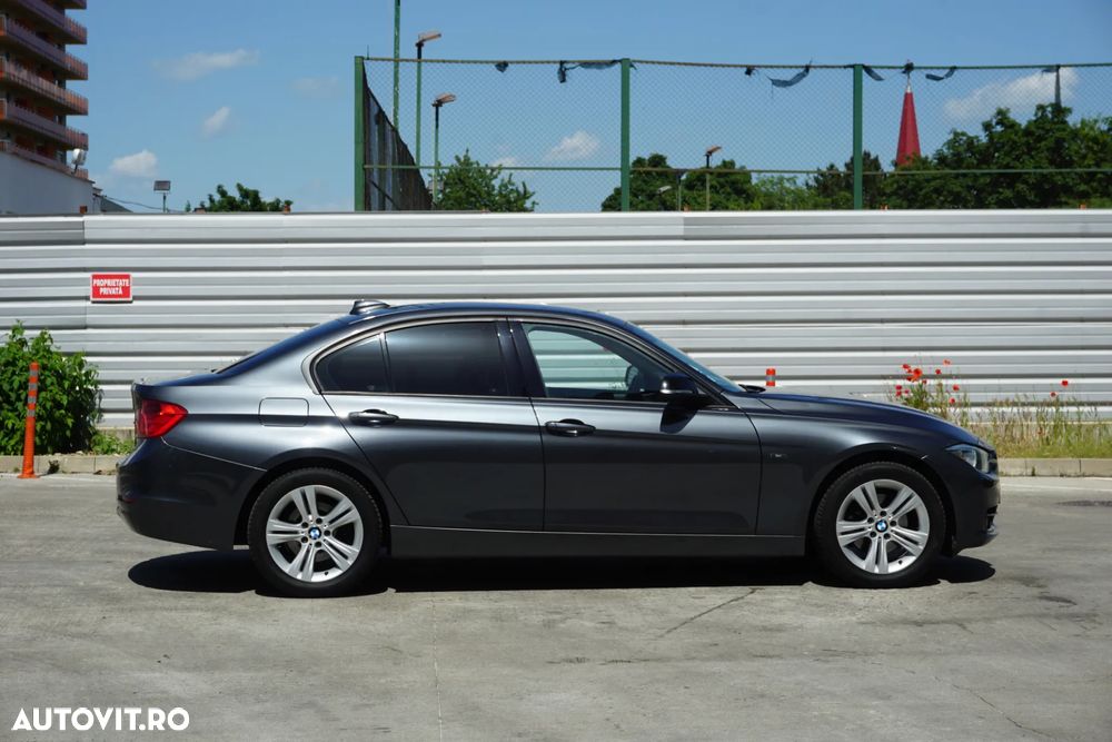 BMW Seria 3 320d DPF Aut. Edition Sport - 13