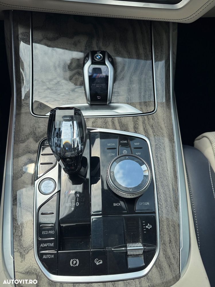 BMW X7 - 16
