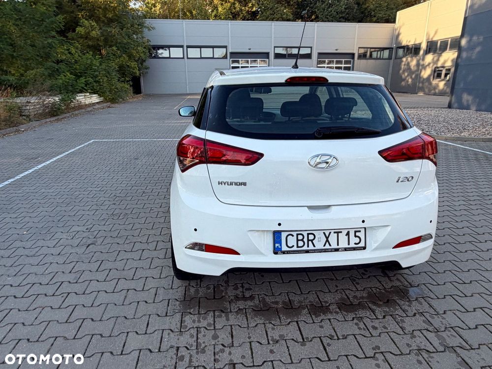Hyundai i20 - 14