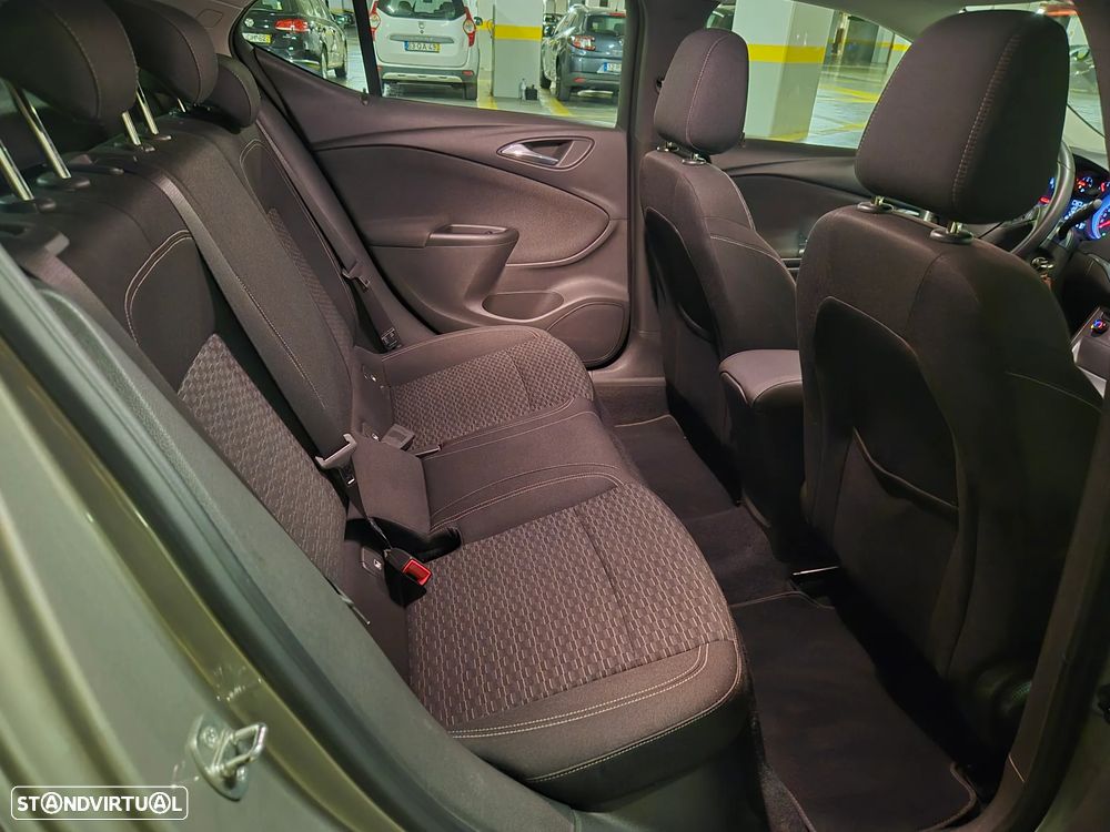 Opel Astra 1.0 Dynamic Sport S/S - 37