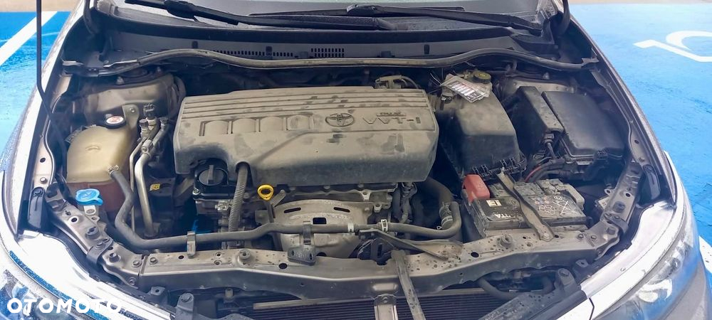 Toyota Auris 1.33 VVT-i Active - 11