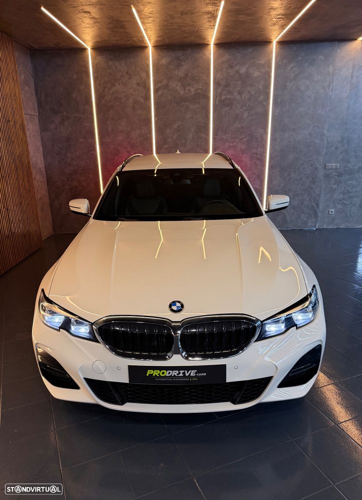 BMW 330 e Touring Aut. M Sport - 4