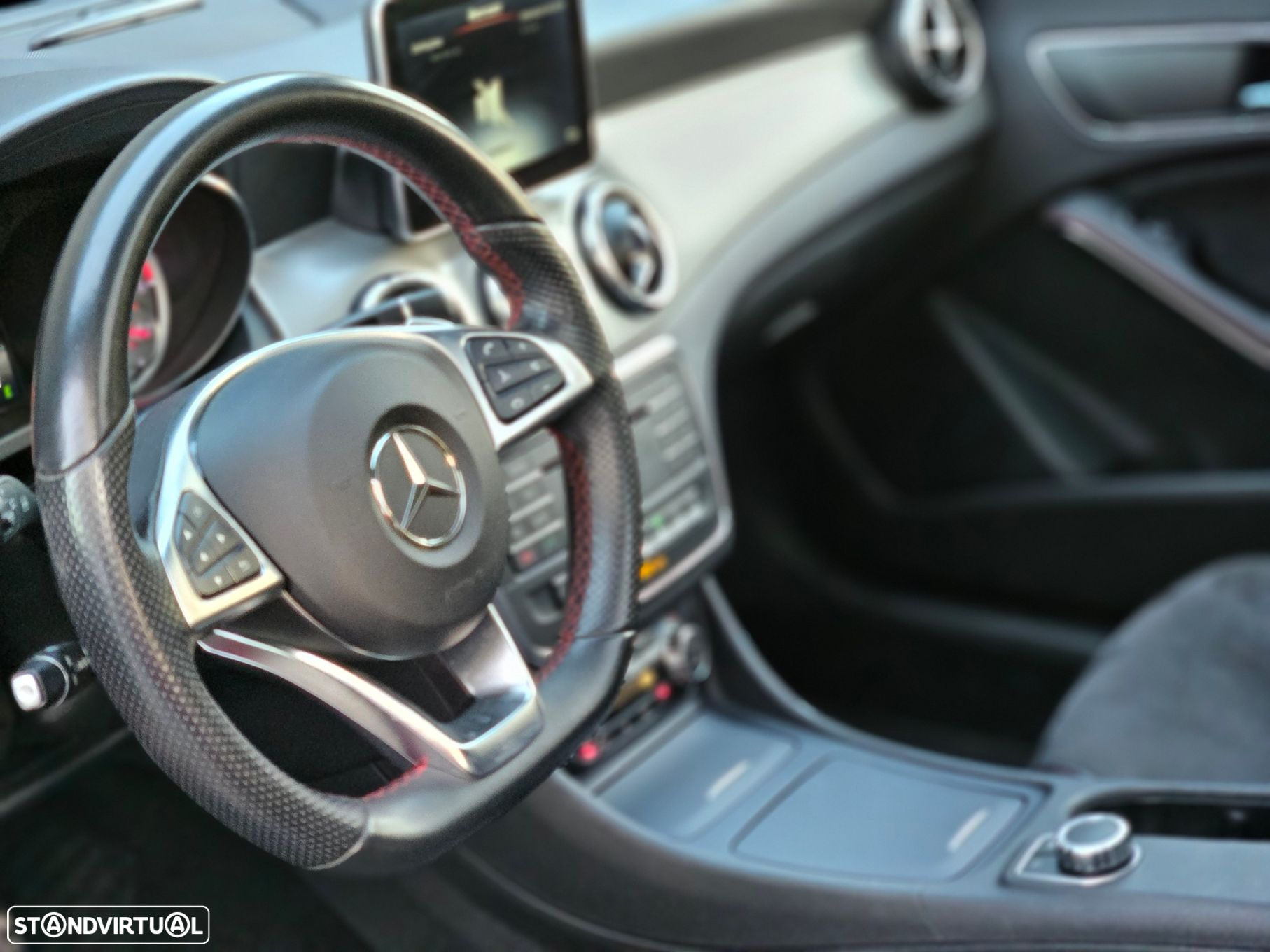 Mercedes-Benz CLA 220 d Shooting Brake AMG Line Aut. - 34