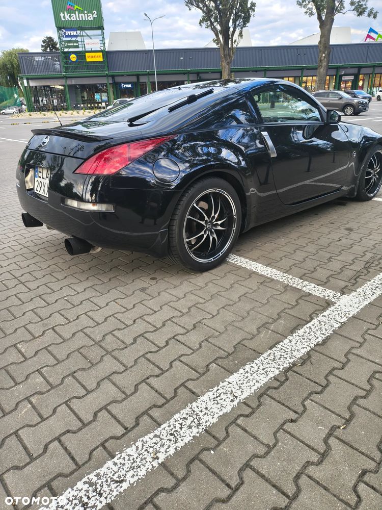 Nissan 350 Z - 30