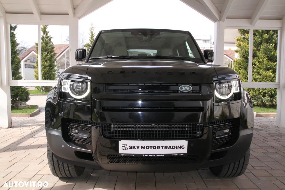 Land Rover Defender 110 3.0D 250 MHEV Hard Top X-Dynamic SE - 3