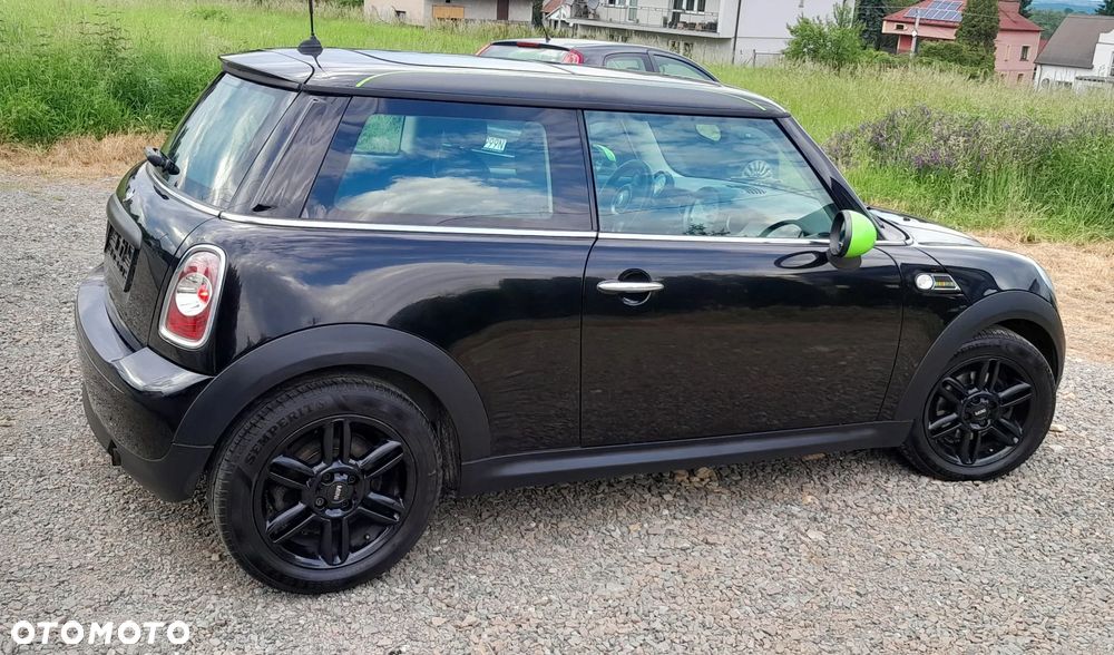 MINI ONE - 18