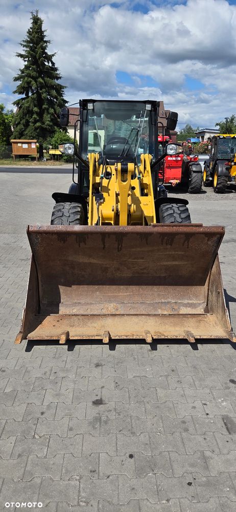Caterpillar <<Ładowarka CAT 906H2, tylko 2900Mtg pełny serwis CAT,szczęka+widły,z Niemiec>>>> - 3