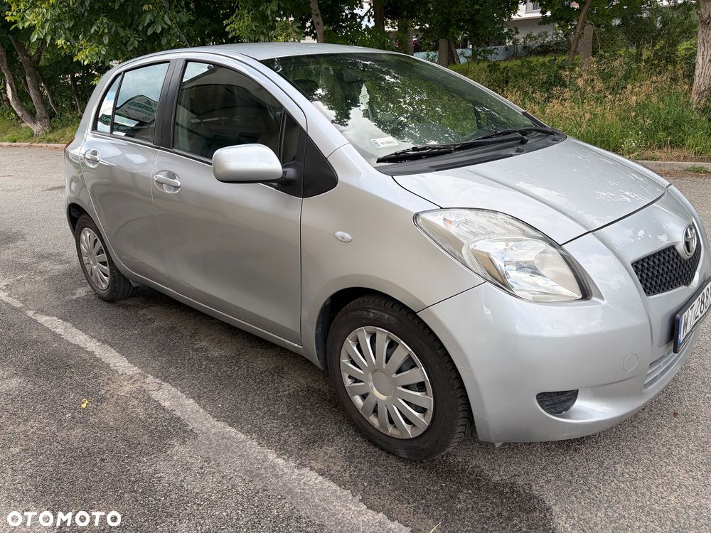Toyota Yaris 1.3 Sol - 14