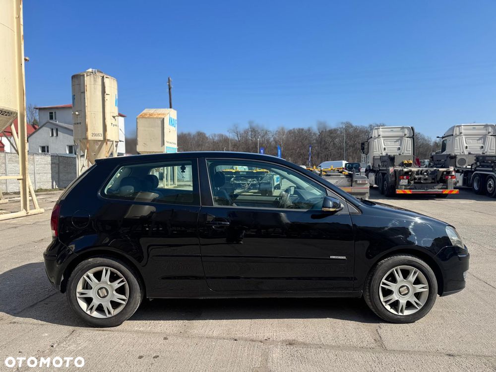 Volkswagen Polo - 16
