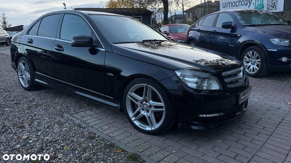 Mercedes-Benz Klasa C 250 CDI 4Matic 7G-TRONIC Avantgarde Edition - 2