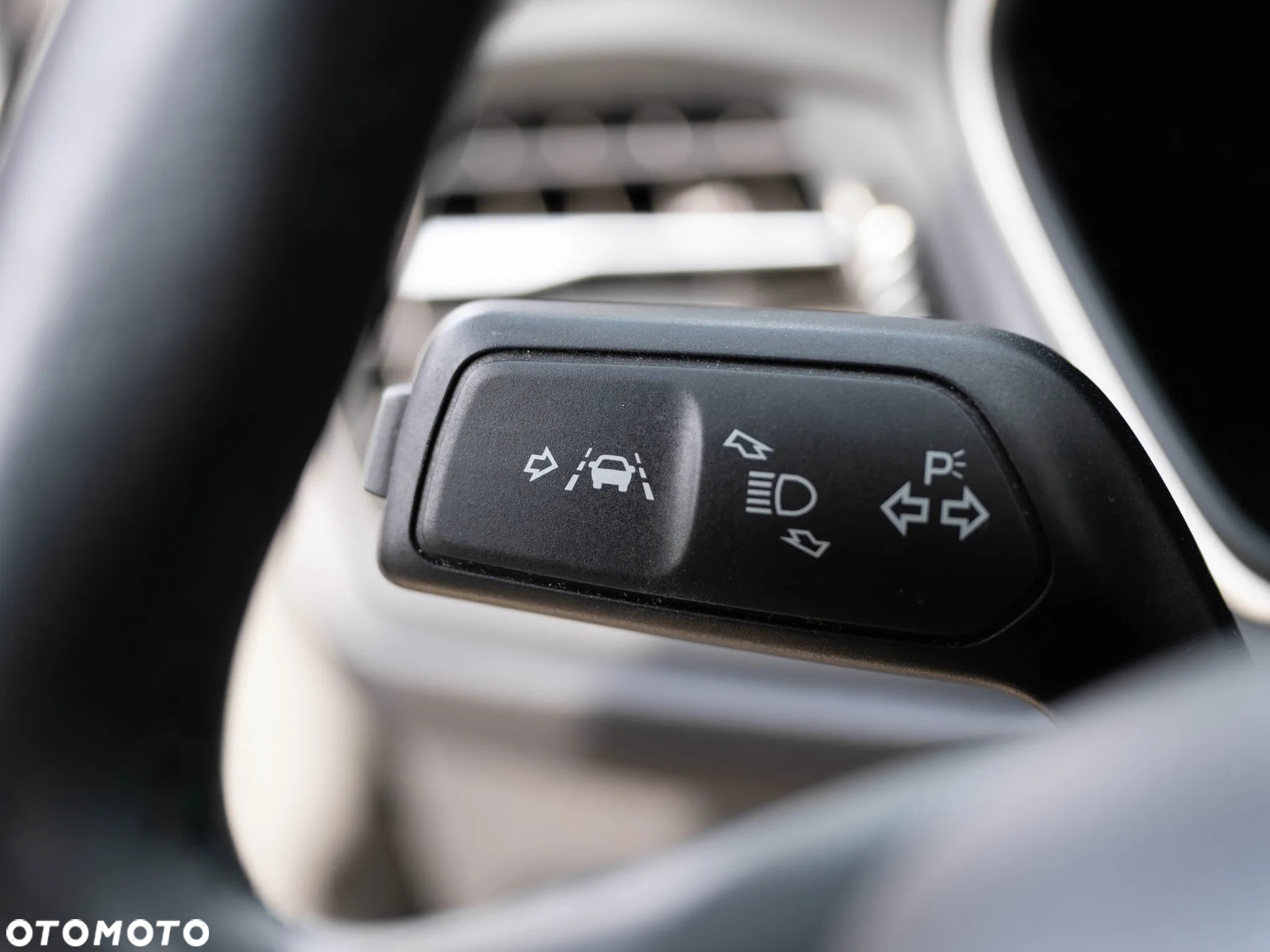 Ford Focus 1.5 EcoBlue SCR Trend - 35