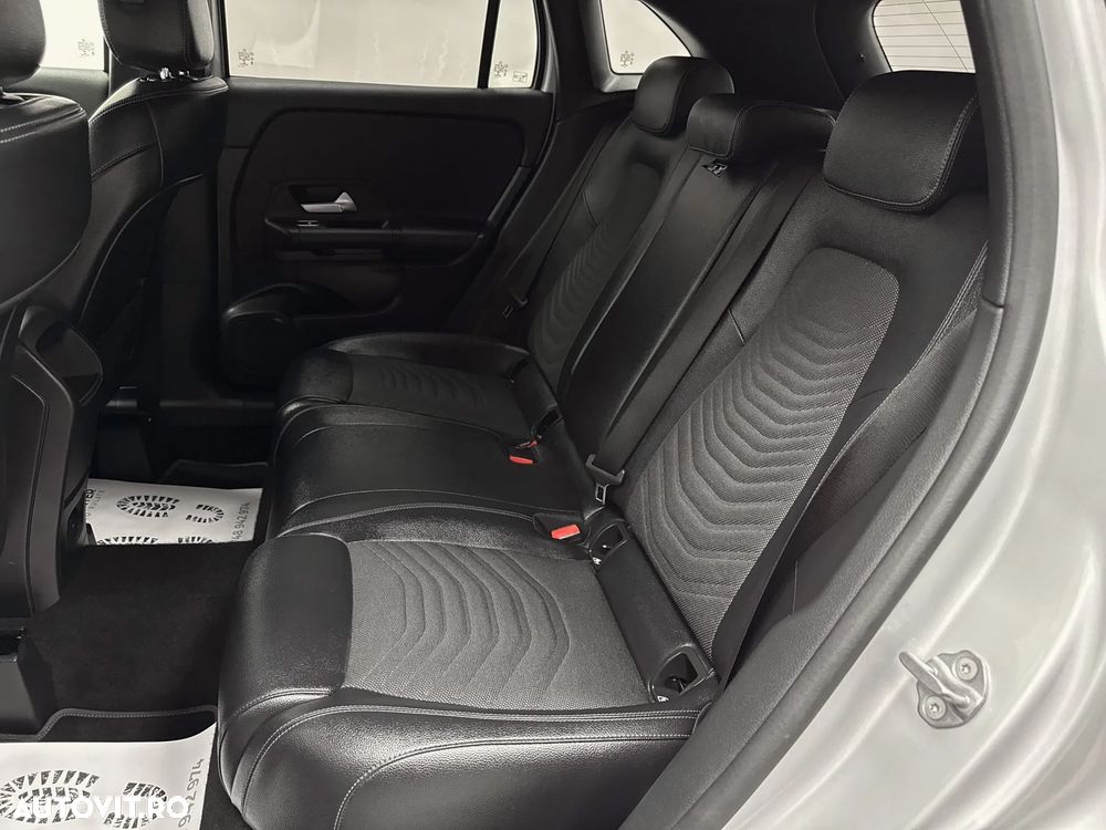 Mercedes-Benz GLA 180 d 8G-DCT Style - 16