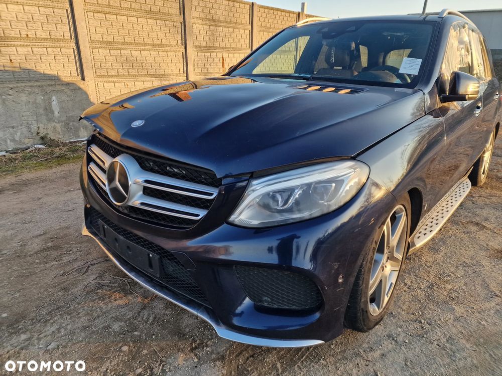 Mercedes-Benz GLE 350 d 4Matic 9G-TRONIC AMG Line - 19