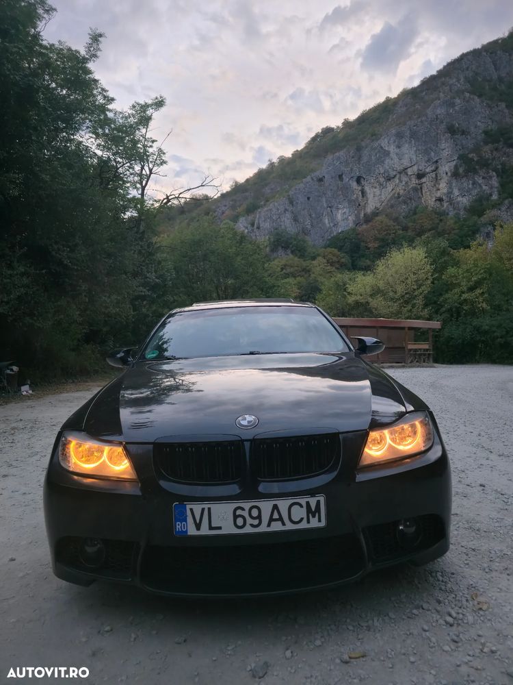 BMW Seria 3 320i - 7