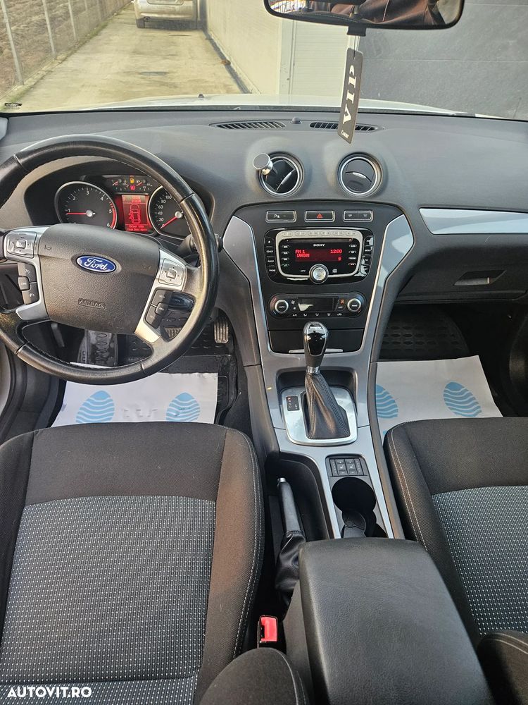 Ford Mondeo 2.0 Duratorq TDCi Powershift Business Edition - 8